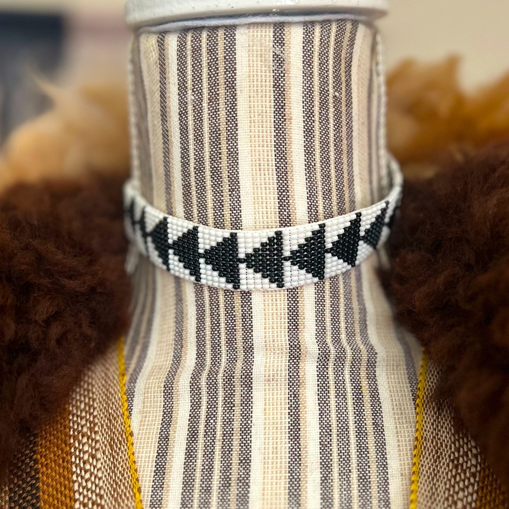 Handmade Black and White Geometric Beaded Choker Necklace